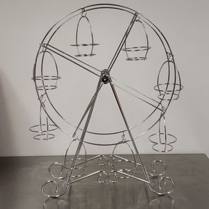 Chrome Ferris Wheel Cupcake Server
